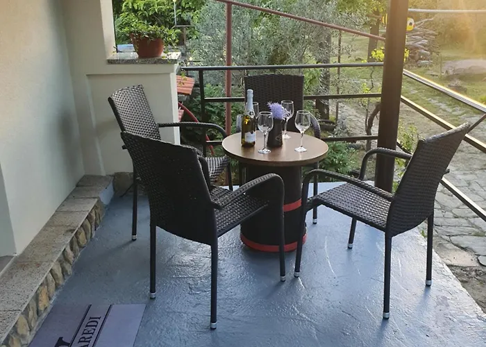 Apartma Vista Baredi